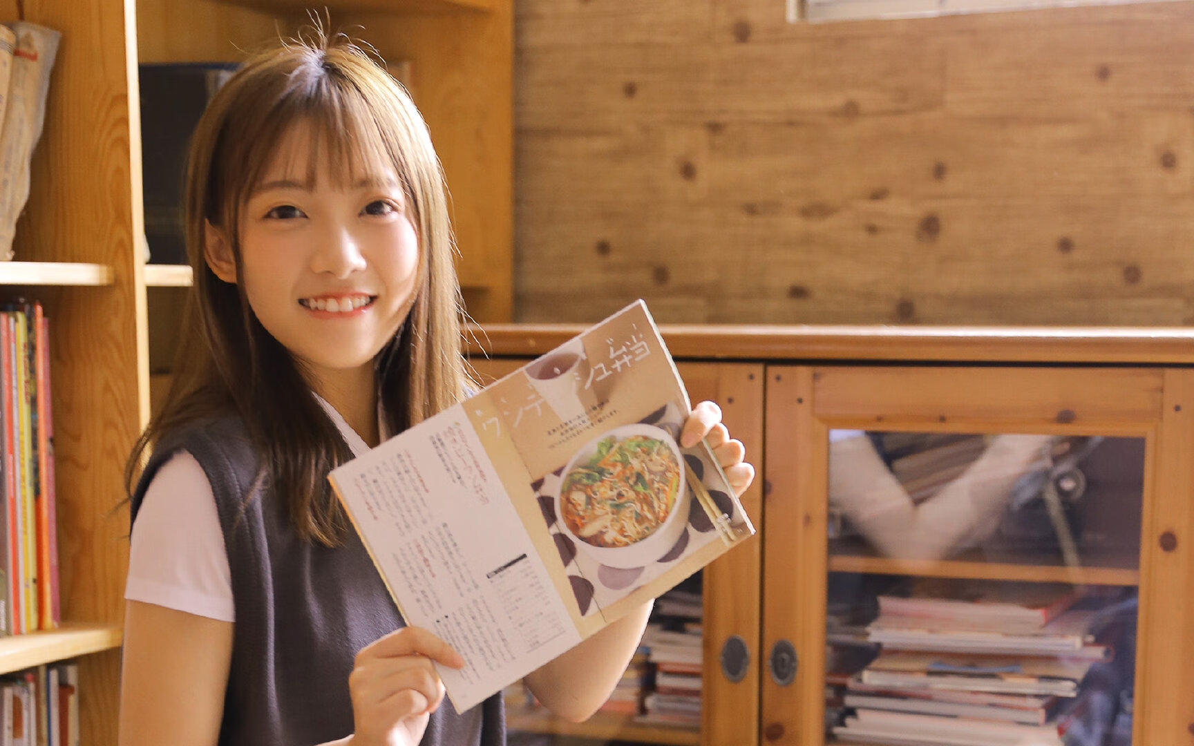 一场楼梯坍塌，21条生命，20年后谁该负责？，楼梯跌落视频